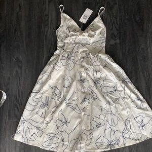 NWT White and Navy Knot-Front Dress